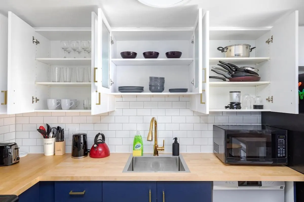 Stylish 1Bd In Liberty 5 Min Uber To Cn Tower Apartamento Toronto Canadá