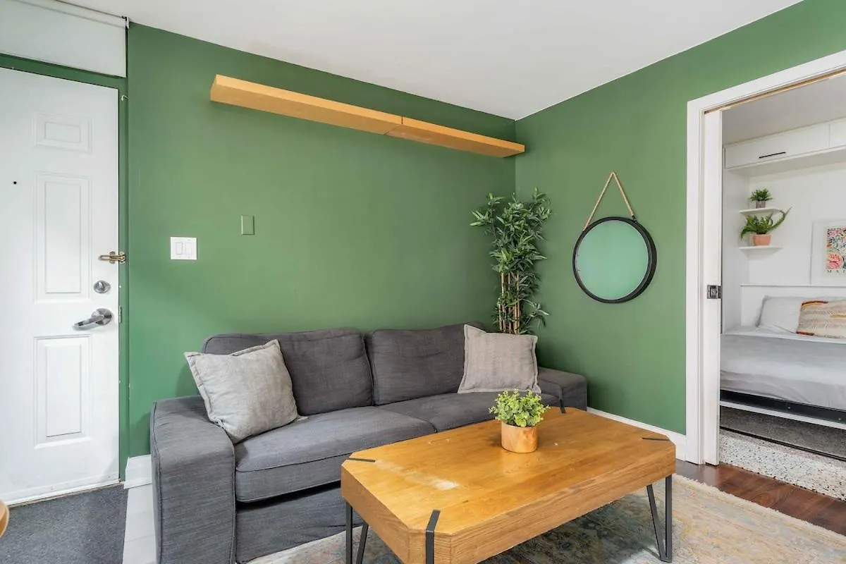 Stylish 1Bd In Liberty 5 Min Uber To Cn Tower Apartment Toronto Canada
